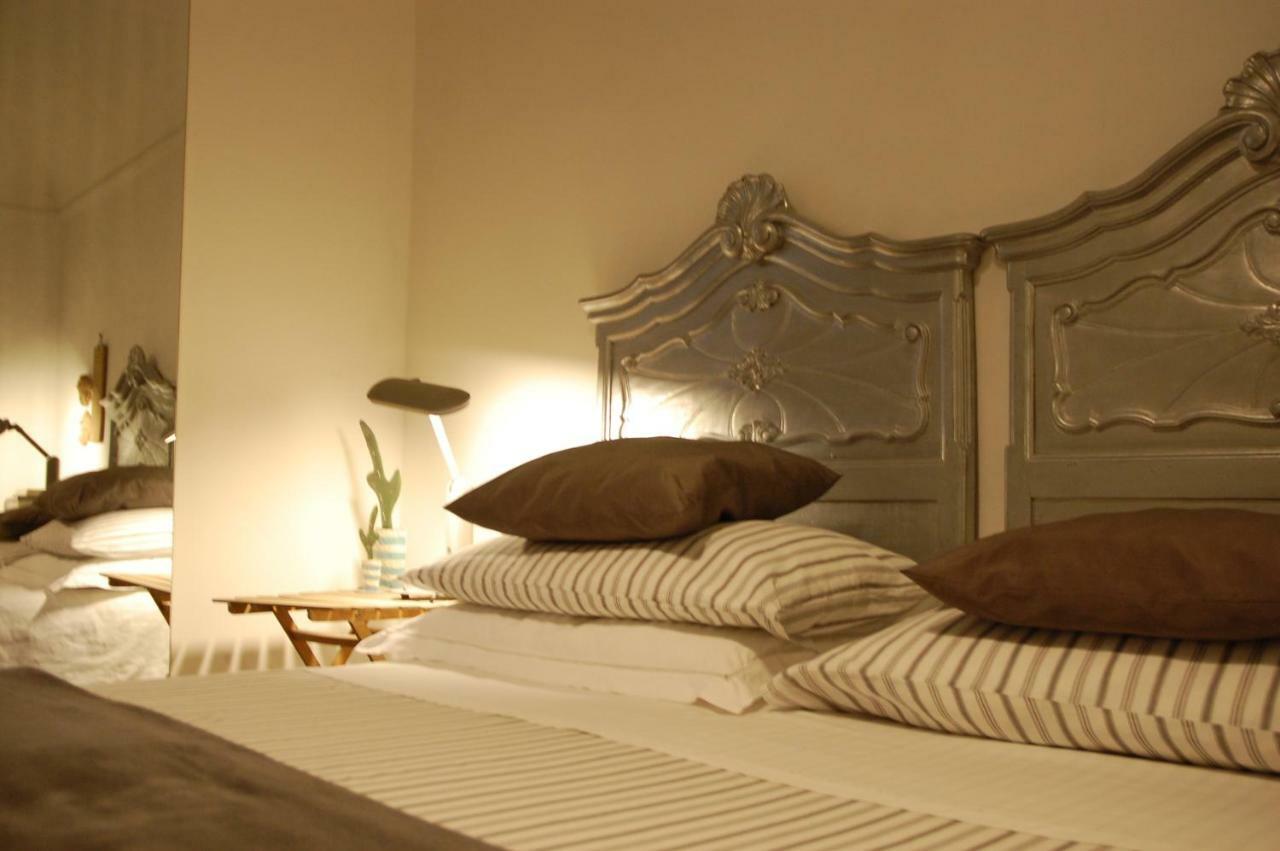 Virginias B&B Savona Luaran gambar