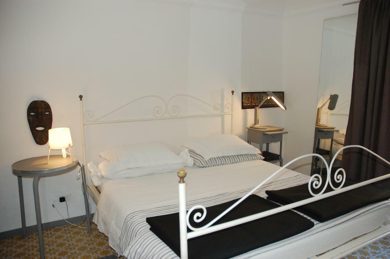 Virginias B&B Savona Luaran gambar