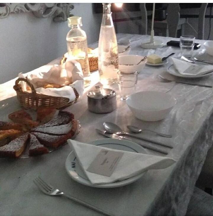 Virginias B&B Savona Luaran gambar
